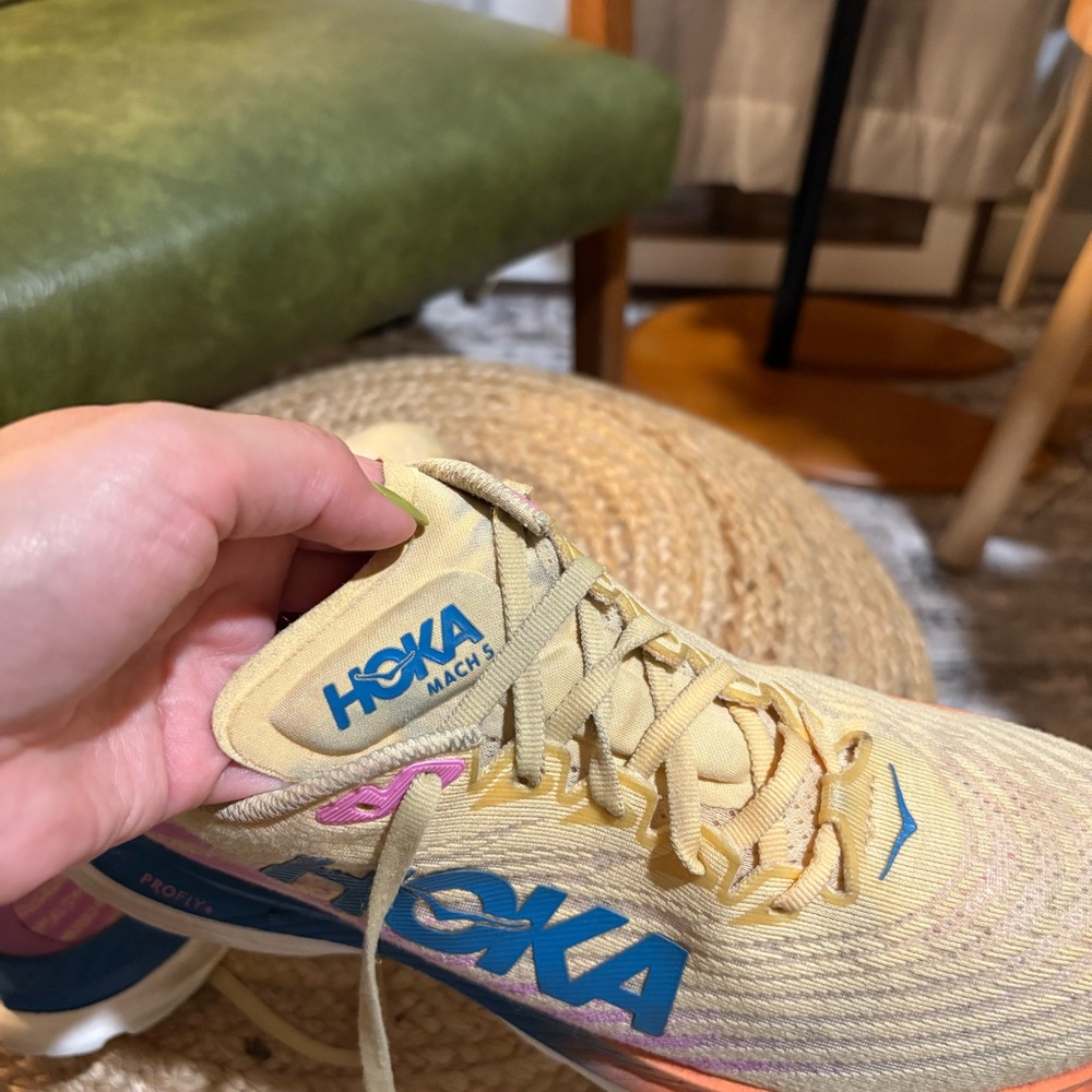 Hoka Women's Mach 5 Running Shoes - Impala/Cyclamen size 9 - Picture 4 of 13